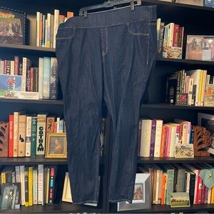 Sz 22 Mid-Rise Old Navy Super Skinny Rockstar Jeggings